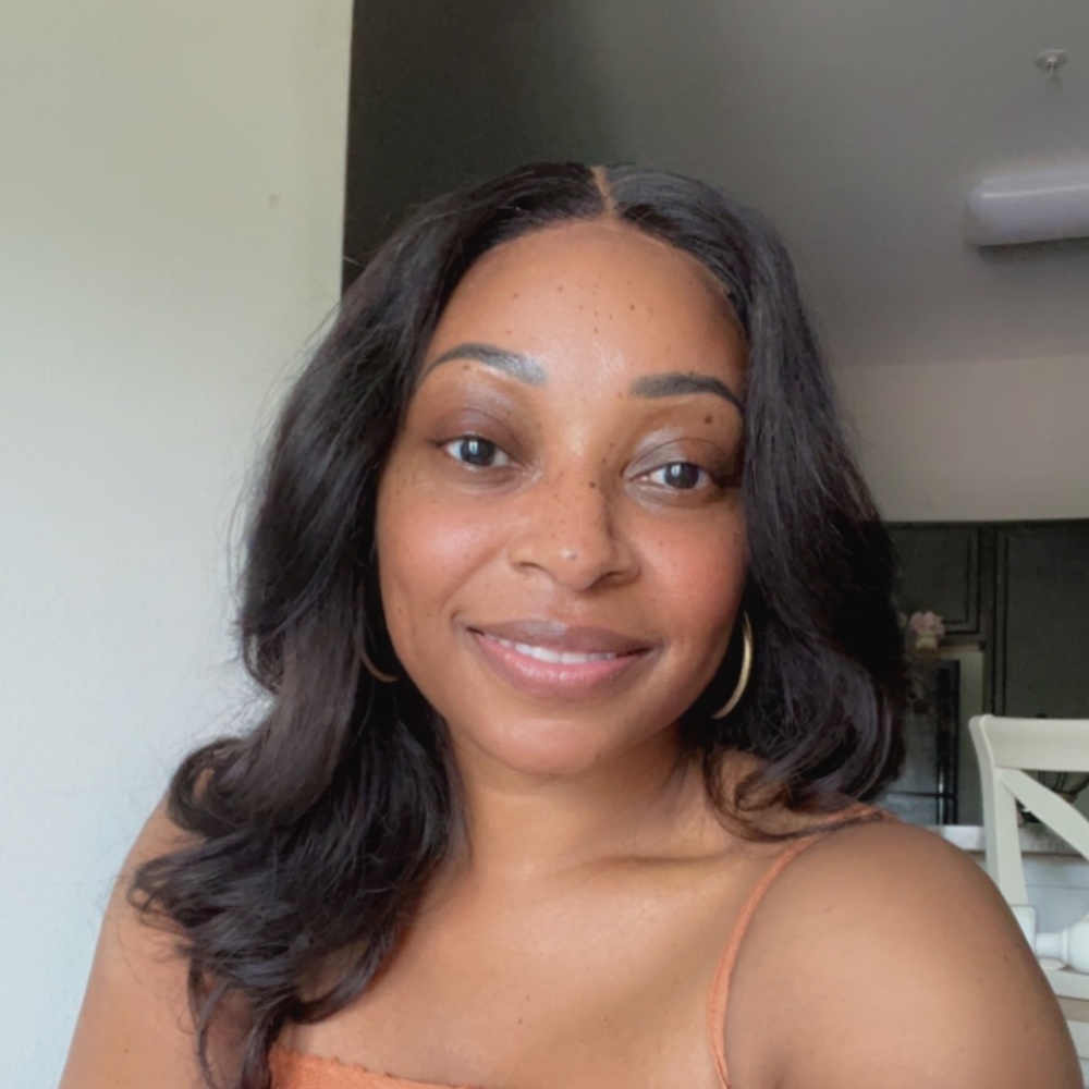 Meet your Posher, Vicki